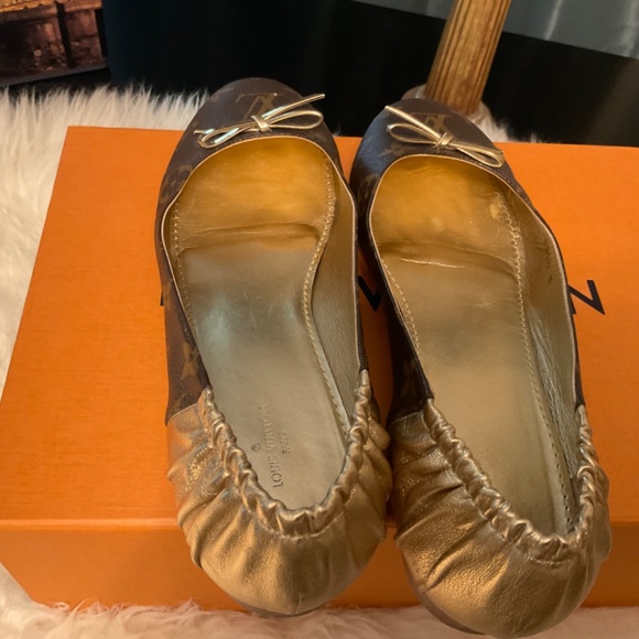 Louis Vuitton Gold/Brown Leather and Monogram Joy Ballet Flats - Picture 9 of 13